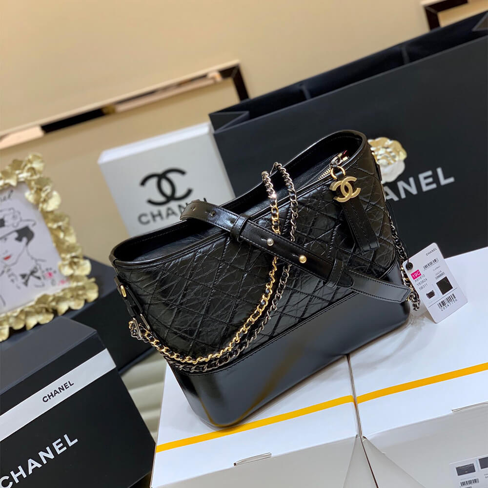 Ch*el??s gabrielle hobo handbag